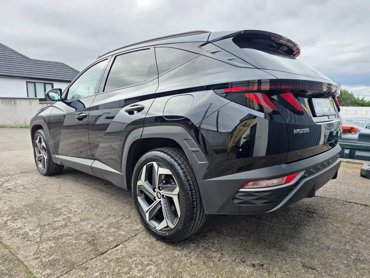 2023 HYUNDAI TUCSON EXECUTIVE * 1.6 PLUG-IN HYBRID - Image 6