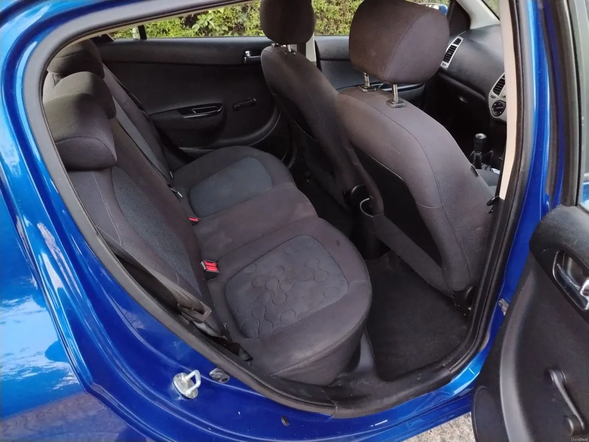 Hyundai i20 2011 1.2 - Image 6