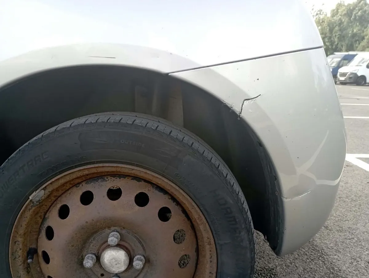 Nissan Micra 2007 - Image 6