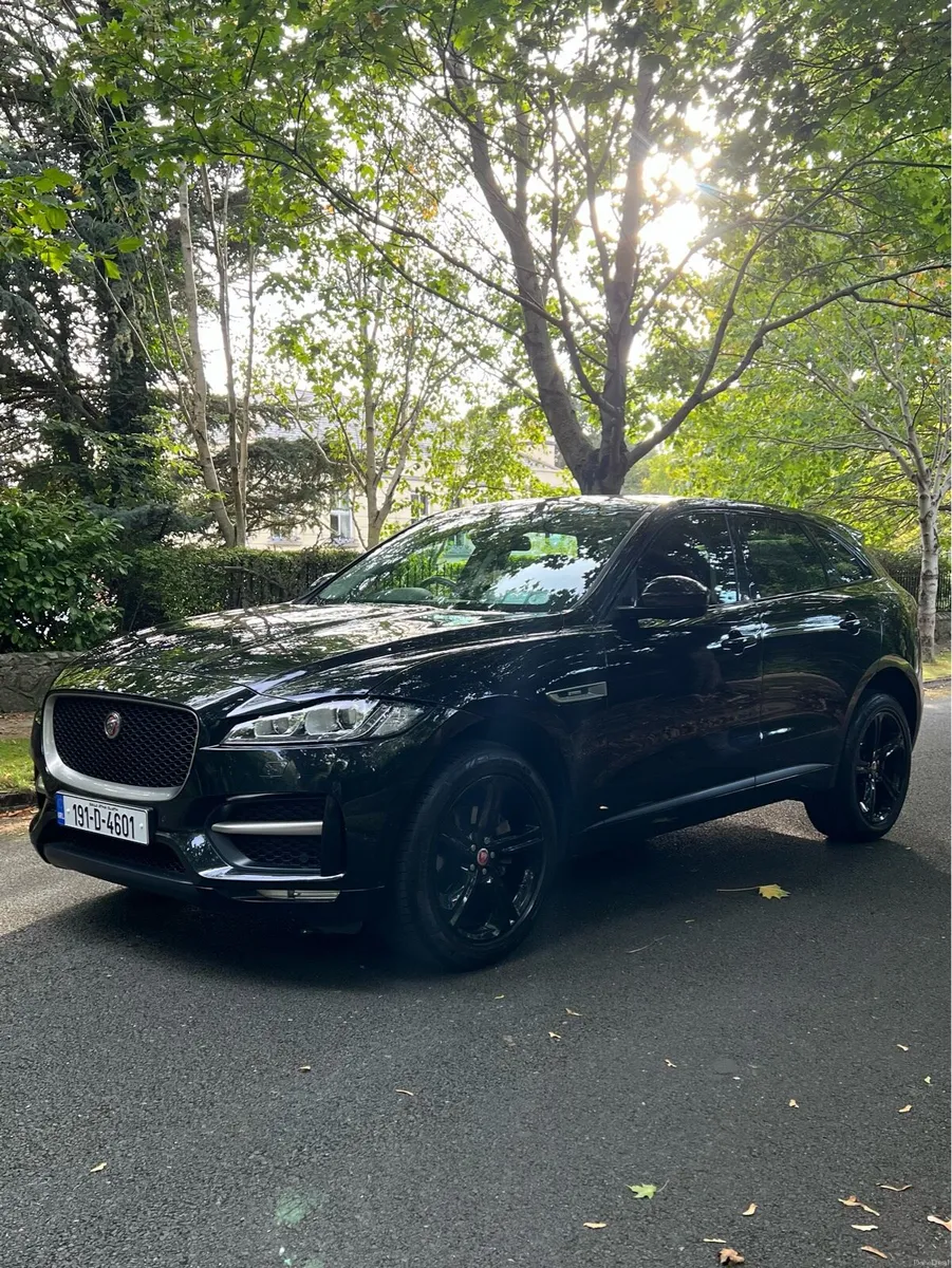 Jaguar F-pace R SPORT HIGH SPEC (NCT+Low mileage) - Image 1