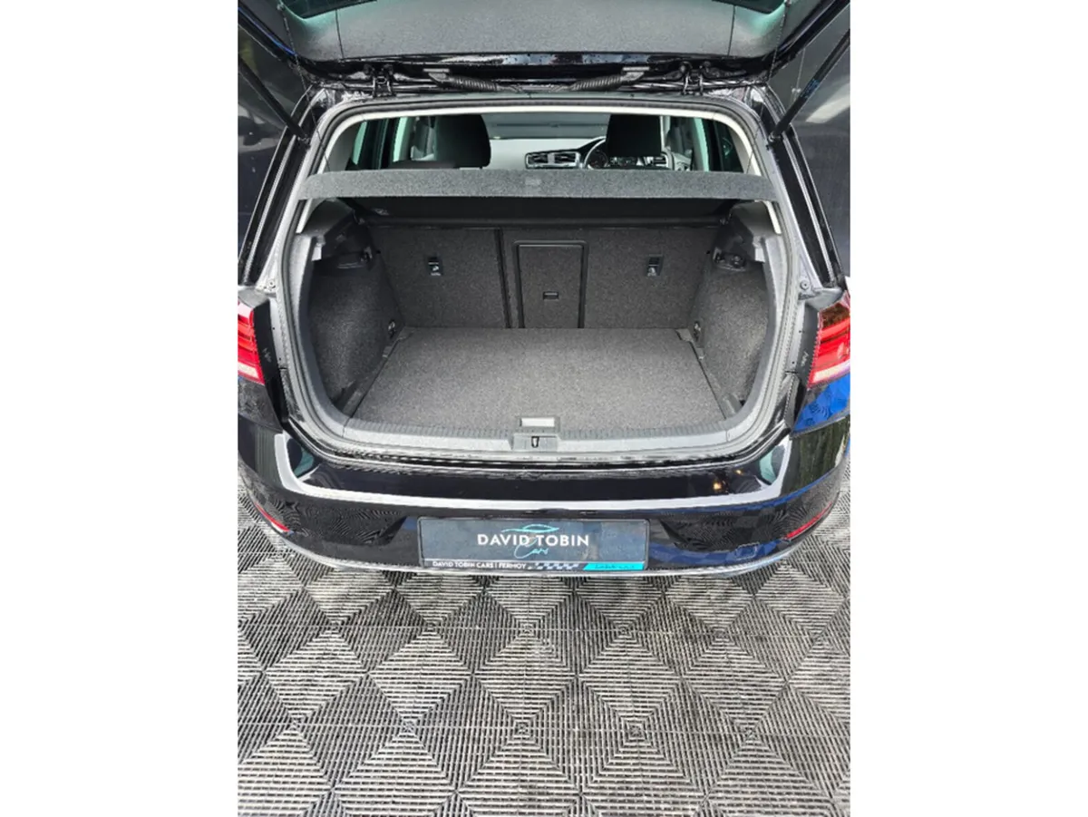 Volkswagen Golf 1.2 TSI AUTO - Image 3