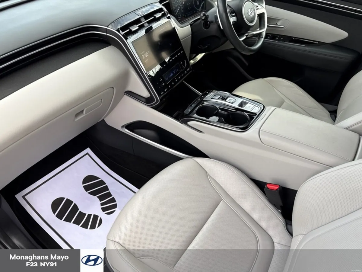 Hyundai Tucson EXECUTIVE PLUS 4WD 1.6 PETROL PLUG - Image 4