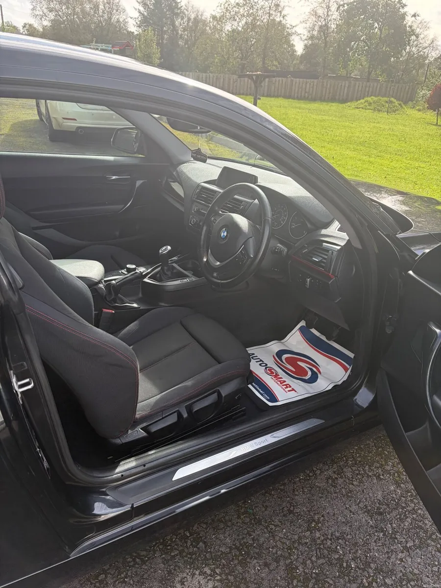 BMW 1-Series 2012 116d sport - Image 4