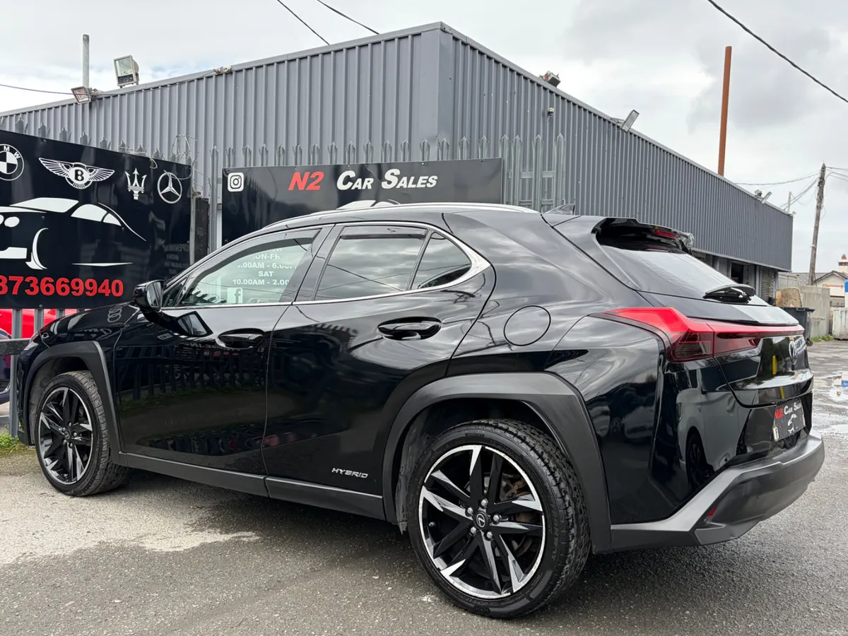 192 Lexus UX 2.0 Hybrid Auto, NEW NCT, VERY CLEAN - Image 4