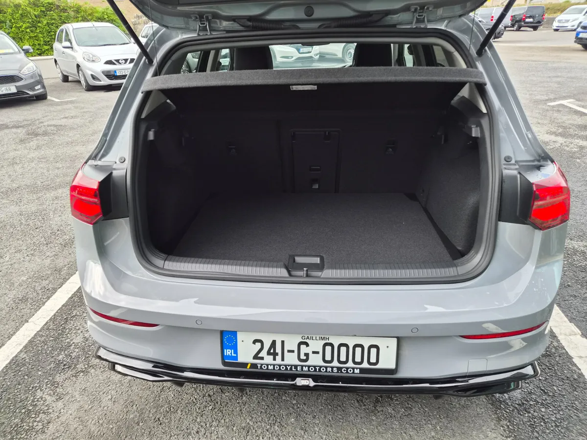Volkswagen Golf 2.0L Diesel Auto - Image 6