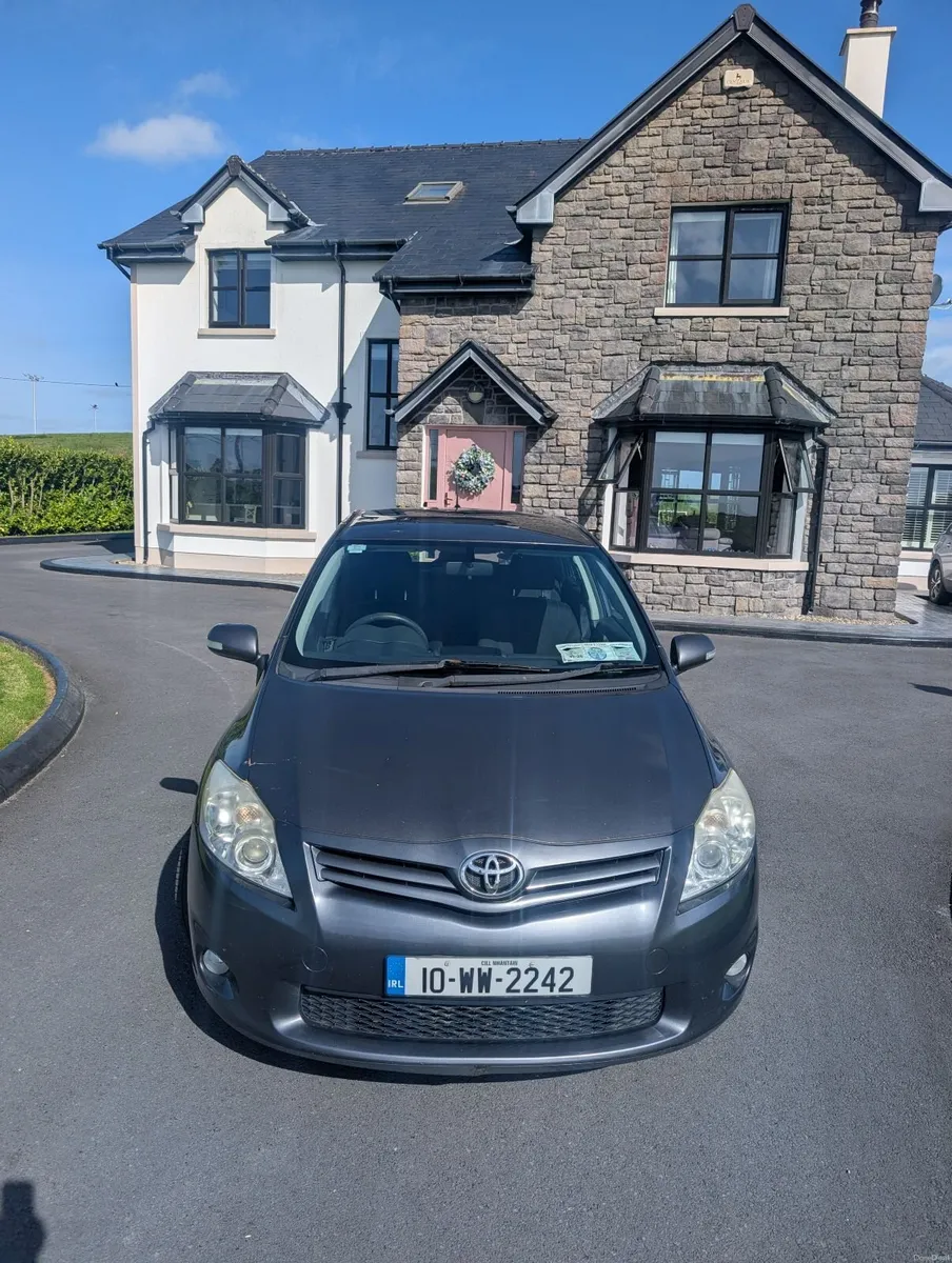 Toyota Auris 2010 - Image 3
