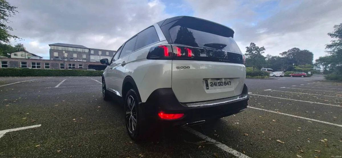 Peugeot 5008 1.2 GT 7 SEATER - Image 3