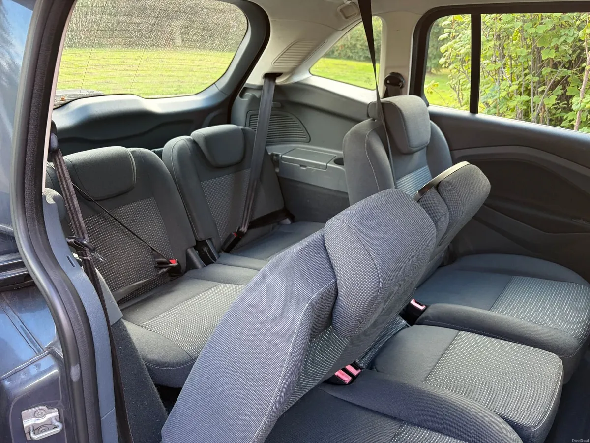 Ford Grand C-Max 2014 - Image 2