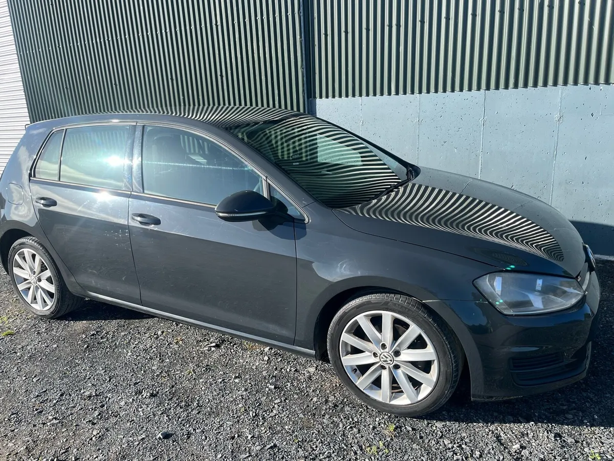 Volkswagen Golf - Image 4