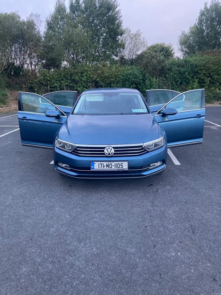 Volkswagen Passat - Image 6