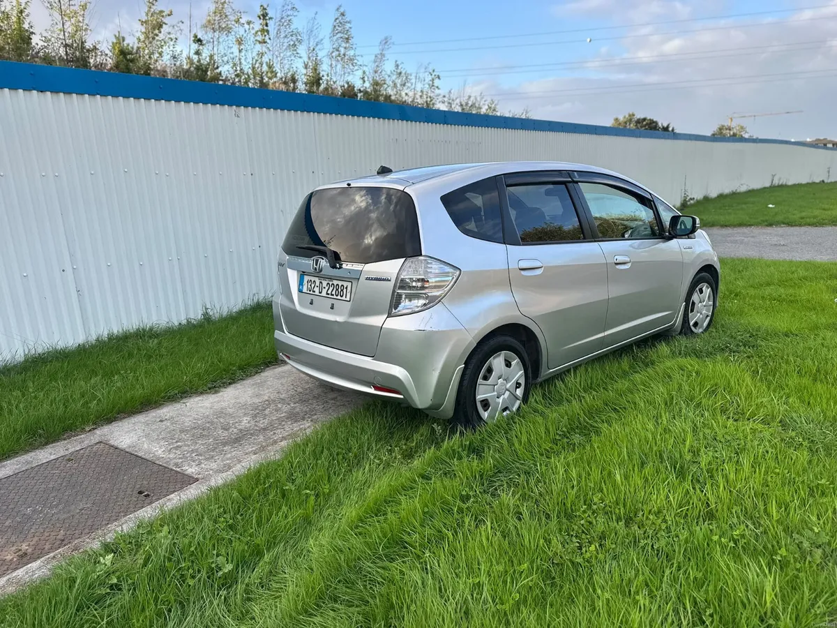 Honda Fit 2013 Automatic NCT 04/27 Tax 08/27 - Image 3