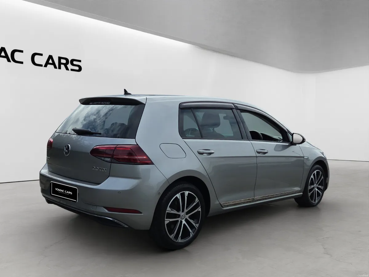 VOLKSWAGEN GOLF 2.0 TDI AUTO - LOW MILEAGE - Image 3