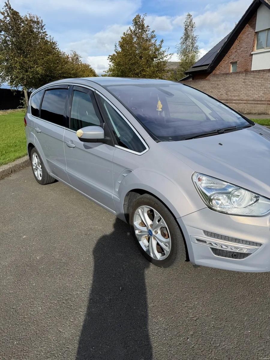 Car Ford S-Max - Image 4