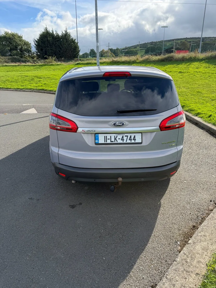 Car Ford S-Max - Image 6