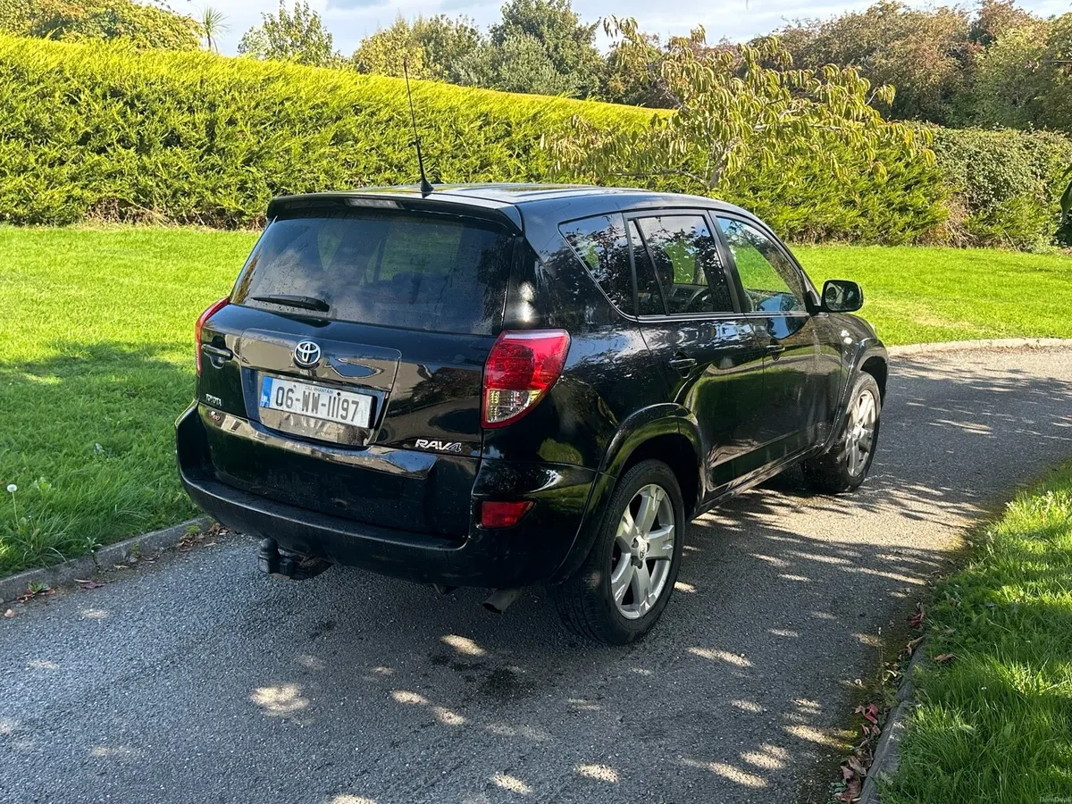 Toyota Rav4 2.2 D 4wd taxed July 27 - Image 3