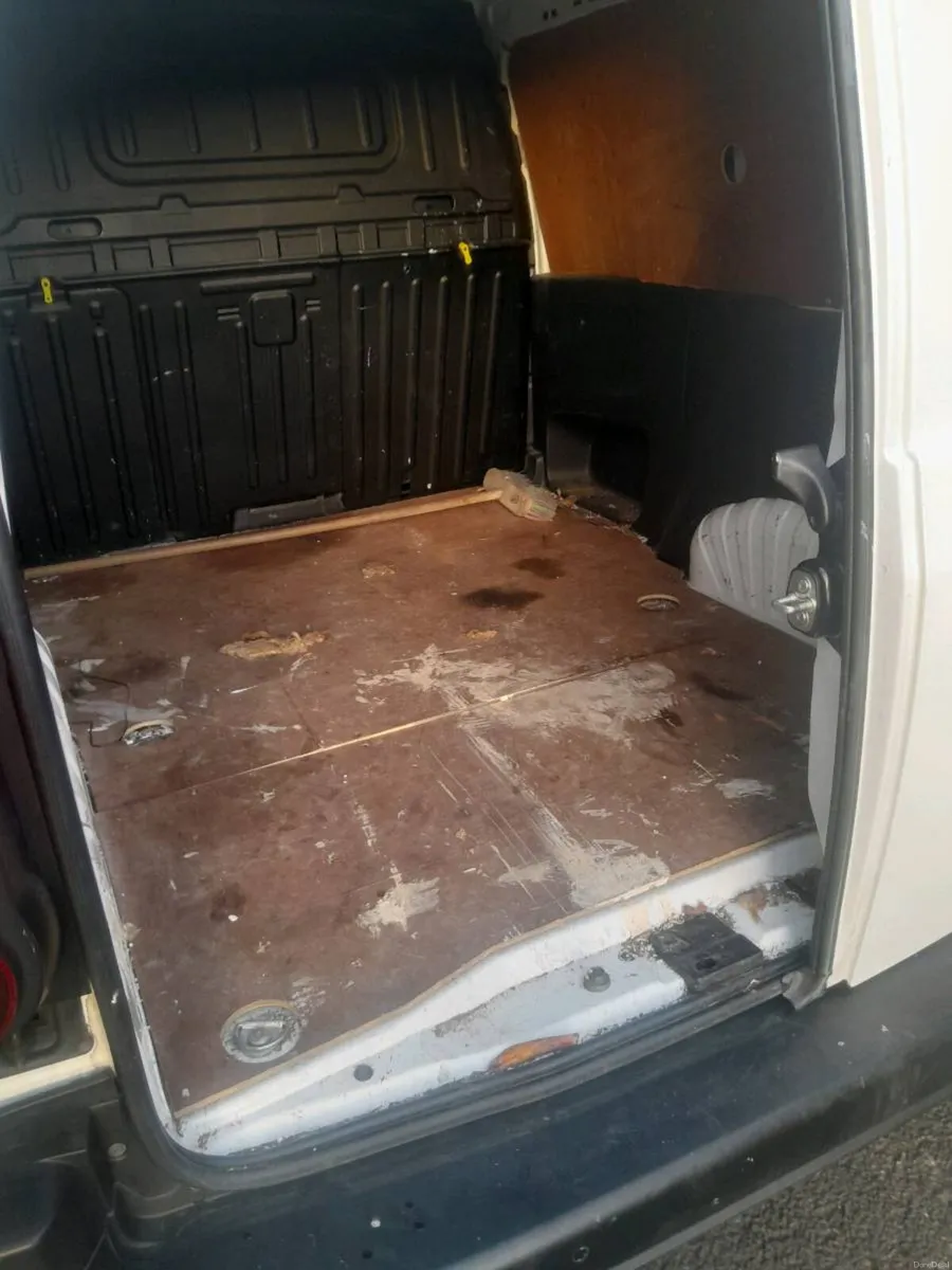 Image 6 of 6