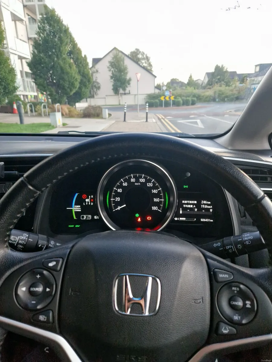Honda Fit 2017 - Very low Mileage - Image 5