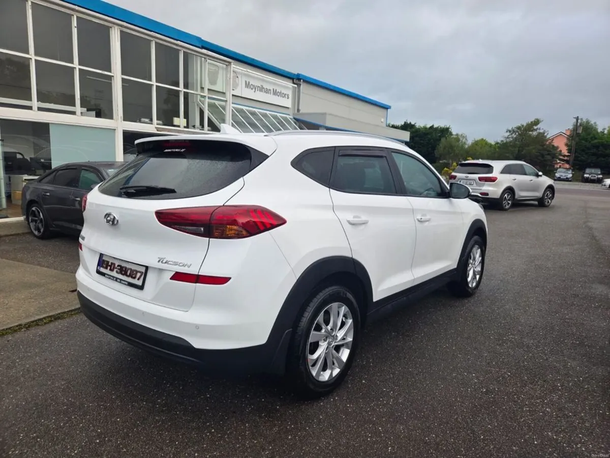 Hyundai Tucson Executive 5DR - Image 6
