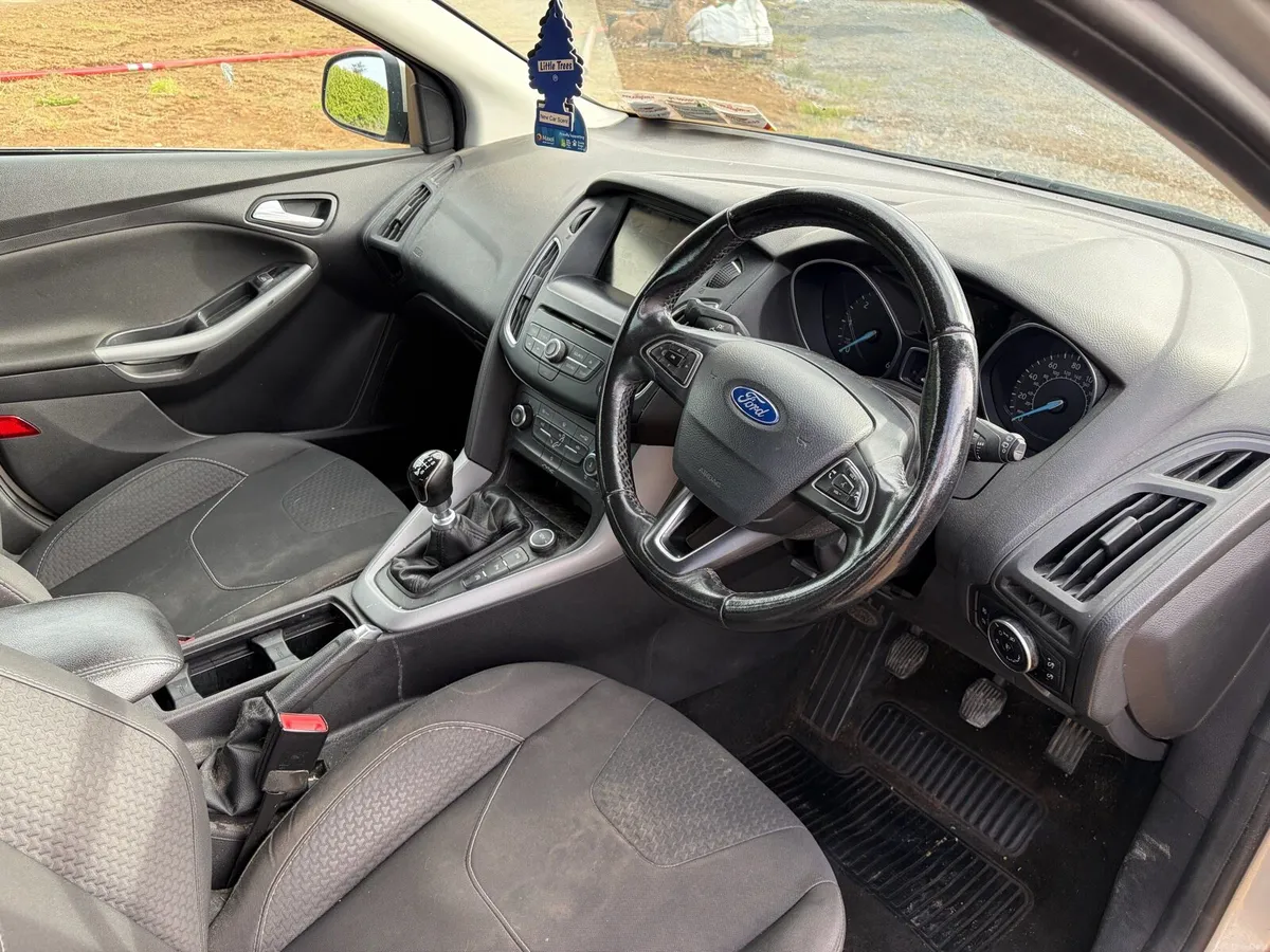 2015 Ford Focus - Image 4