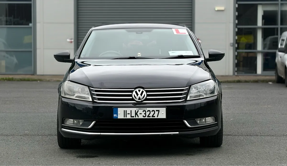 2011 VW Passat 2.0 TDI BlueMotion - Image 4