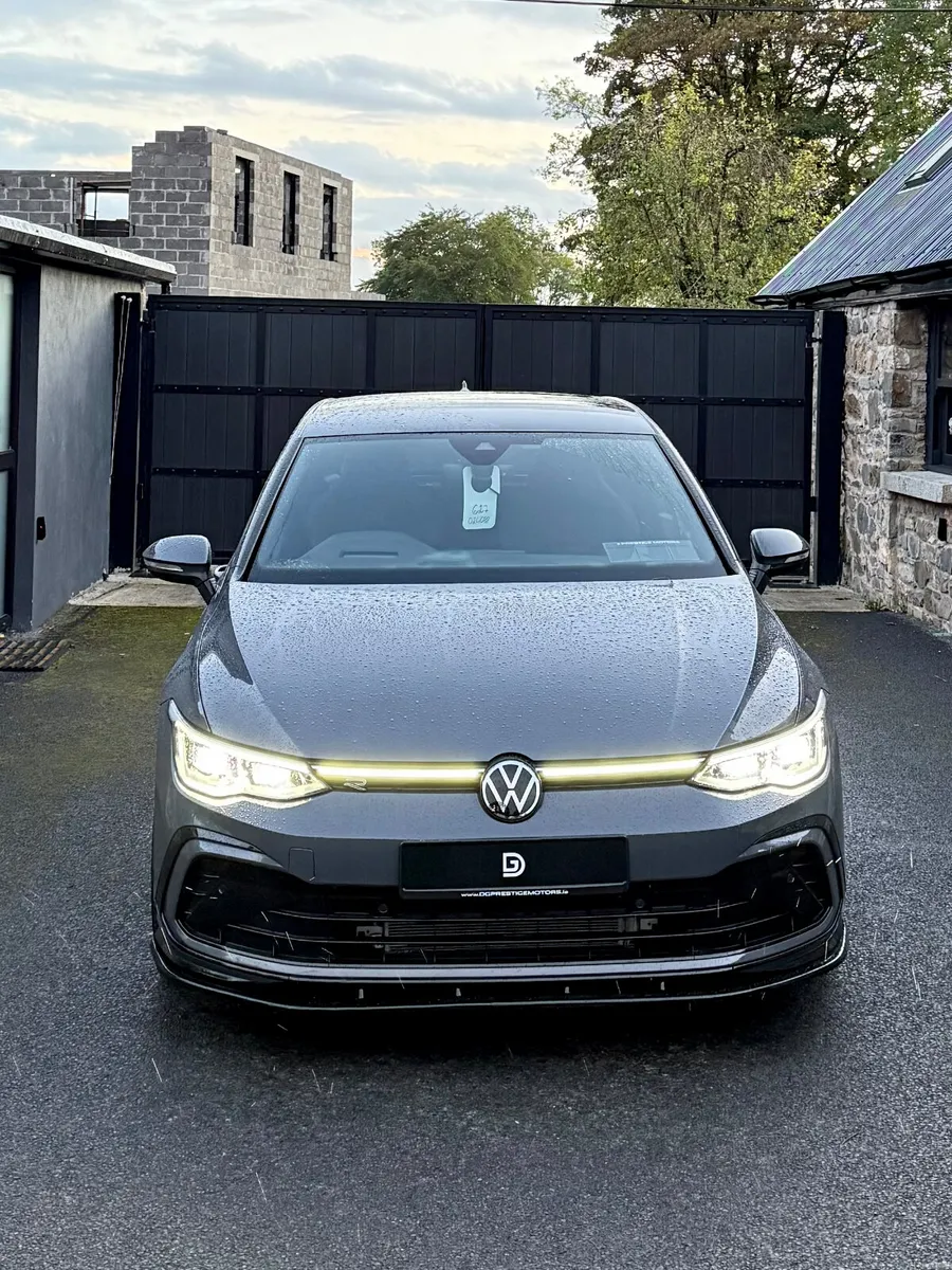 2023 VOLKSWAGEN GOLF 2.0 TDI R LINE AUTO - Image 2