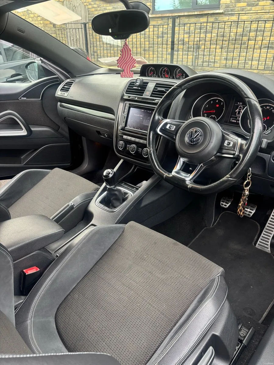 Volkswagen Scirroco TSI 2015 - Image 3