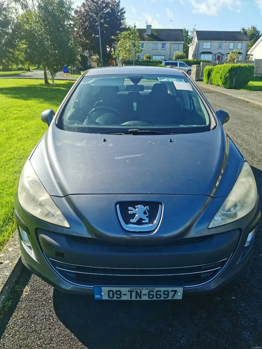Car - Image 1