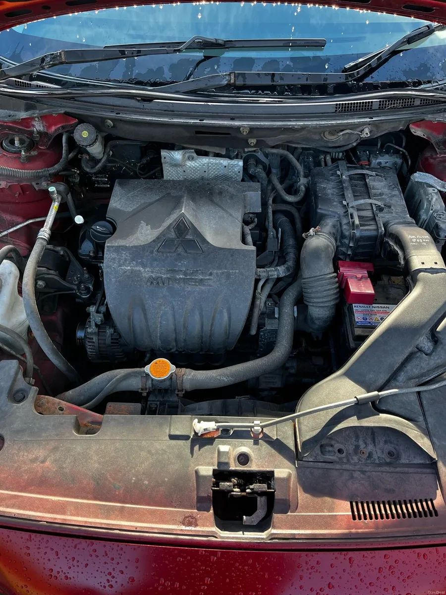 Mitsubishi lancer 1.5 - Image 6