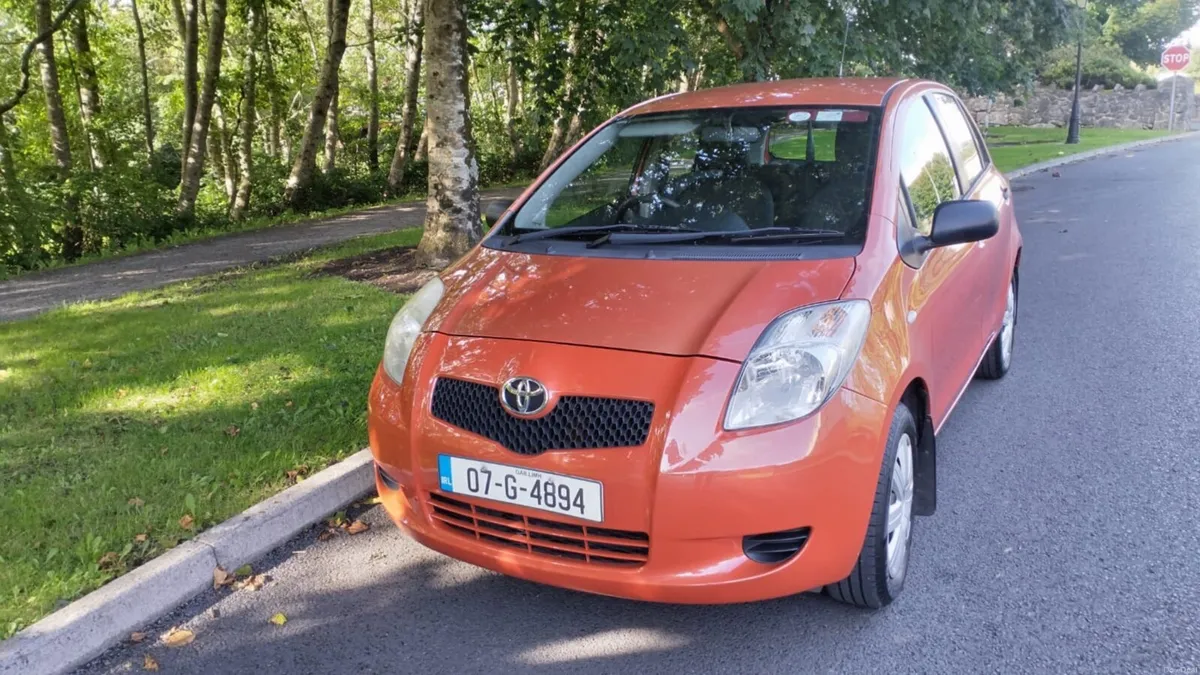Toyota Yaris, low kms, long test and tax - Image 3