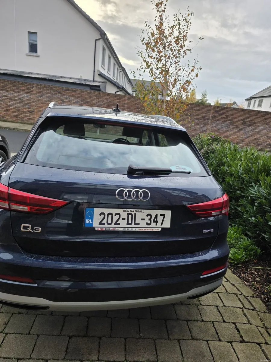 Audi Q3 202 Quattro 35 TDI - Image 3