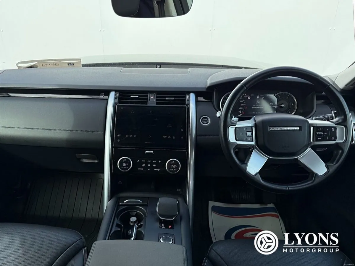 Land Rover Discovery DISCOVERY 3.0 SD6 SE **Price - Image 4