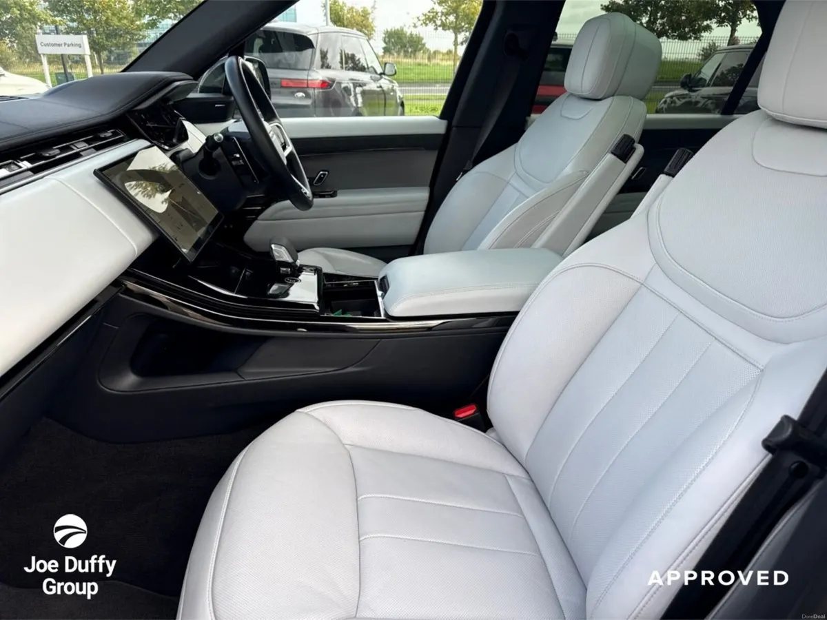 Land Rover Range Rover Sport 3.0 Si4 PHEV SE 460PS - Image 3