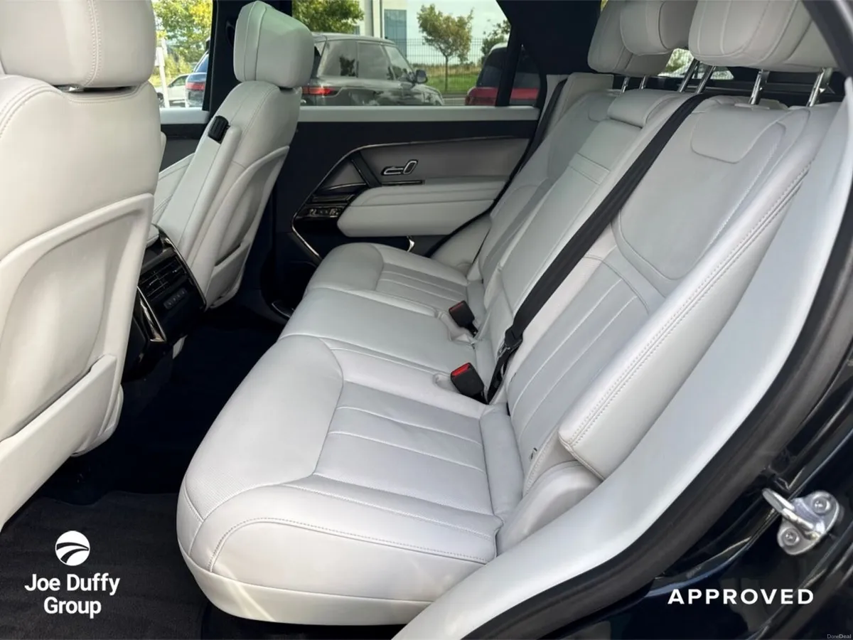 Land Rover Range Rover Sport 3.0 Si4 PHEV SE 460PS - Image 5