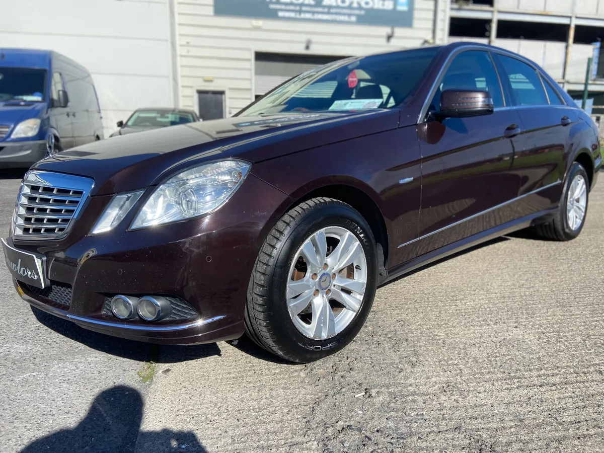 2011 MERCEDES E220 NCT 05/27 - Image 5