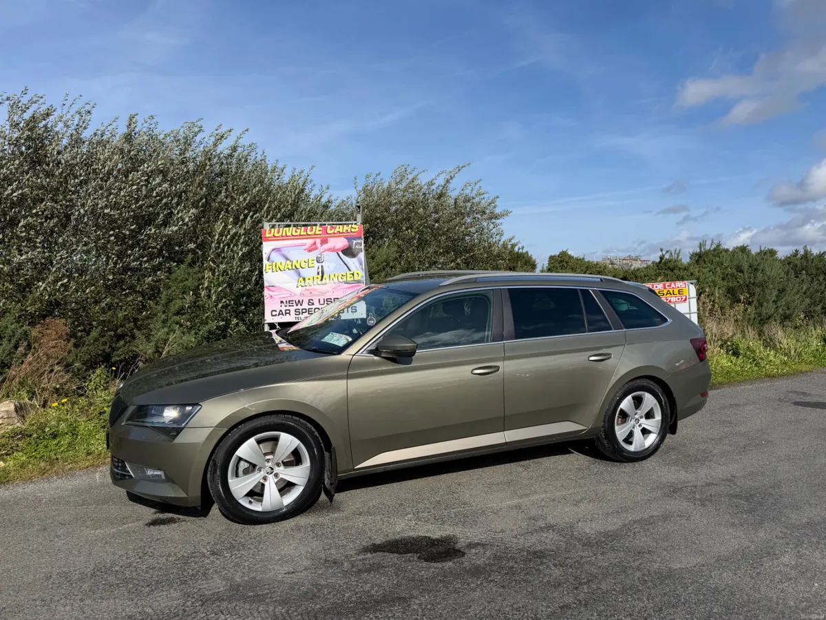 Skoda Superb 2017 - Image 1