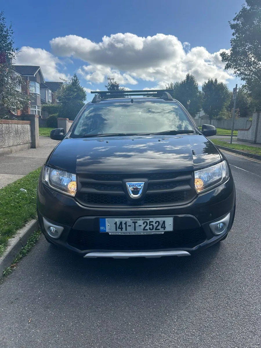 2014 Dacia Sandero Stepway - Image 2