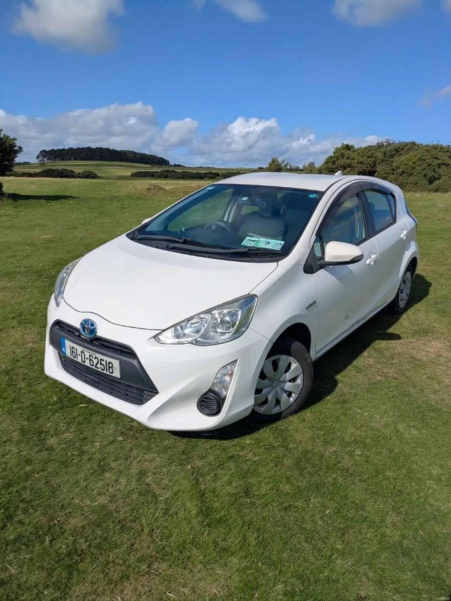 Toyota Aqua 2016 - Image 6