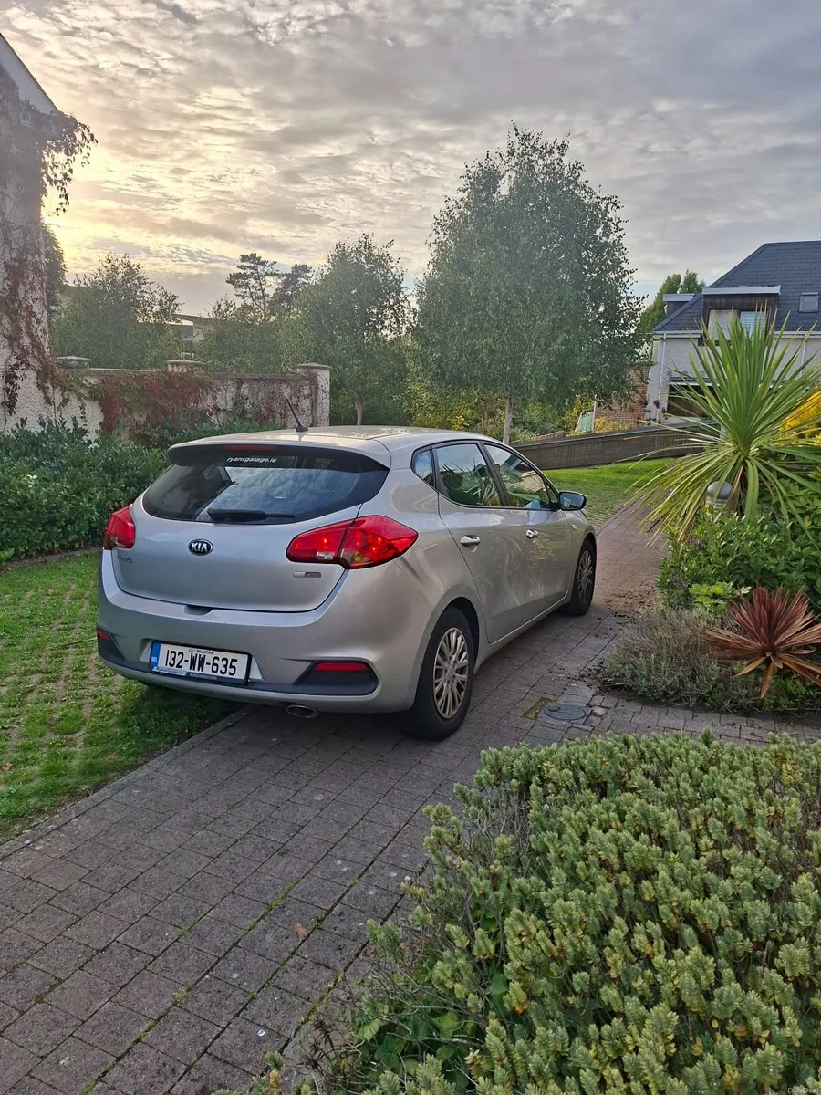 Kia Ceed 2013 - Image 2