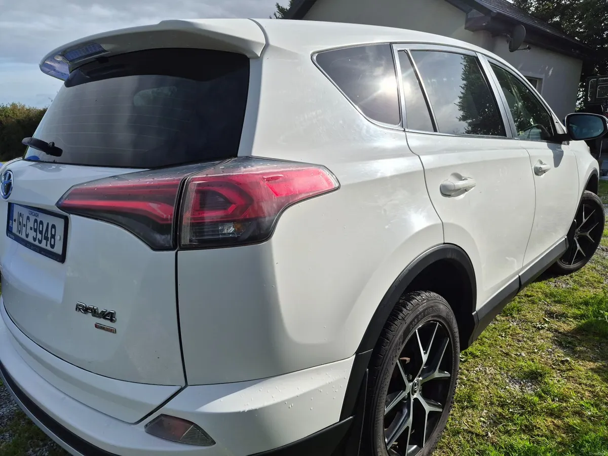 Toyota RAV4 2016 - Image 3