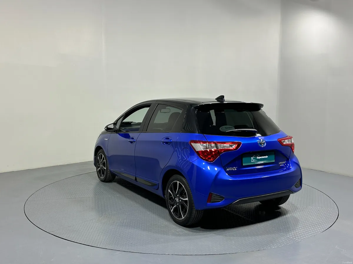 Toyota Yaris Luna Sport 1.5 Hybrid 182 - Image 5