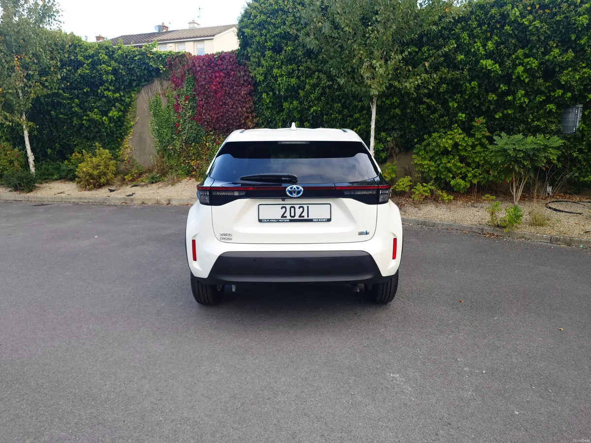 Toyota Yaris Cross Hybrid G - Image 6
