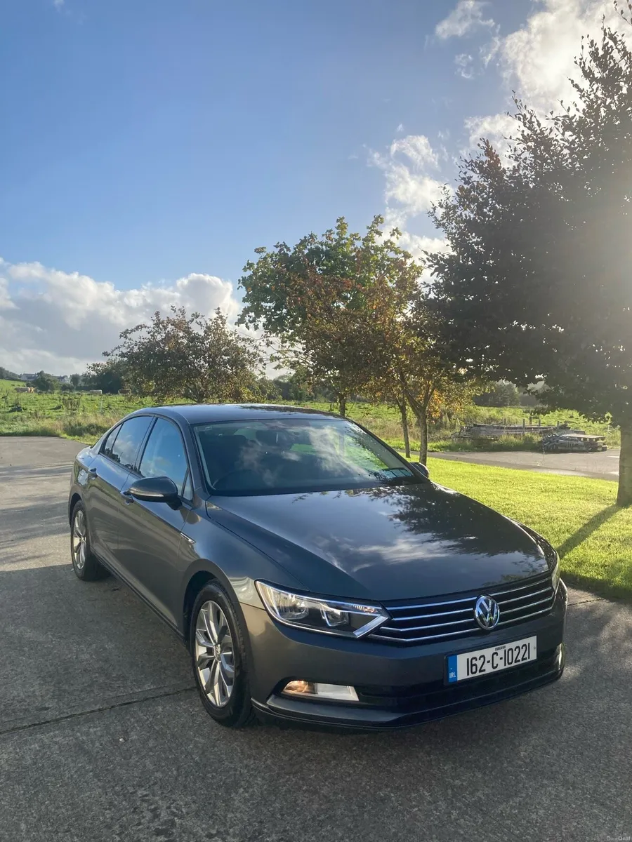 2016 Volkswagen Passat 1.6 - Image 1