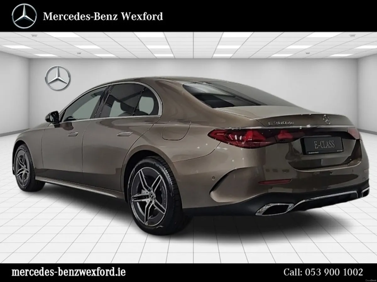 Mercedes-Benz E-Class E300de AMG Line - Image 3