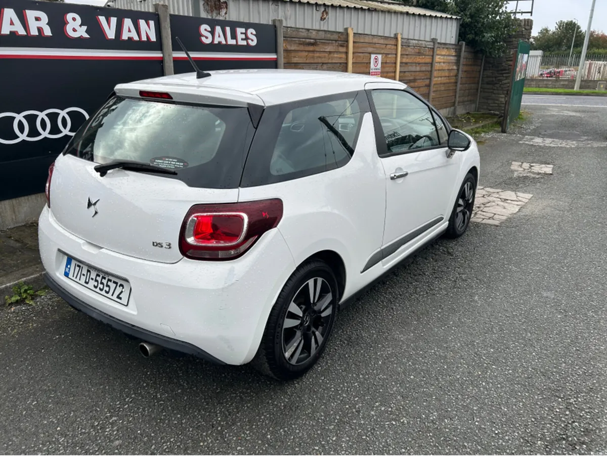 DS Automobiles DS 3 1.2 PURETECH CONNECT CHIC 3DR - Image 4