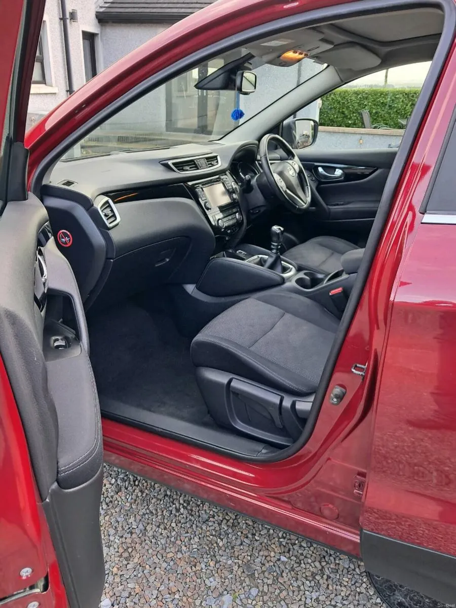 2017 Nissan Qashqai - Image 6