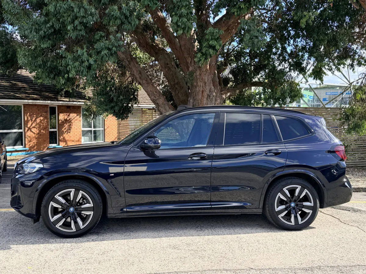 2022 BMW iX3..M SPORT..SUNROOF..2 KEYS - Image 4