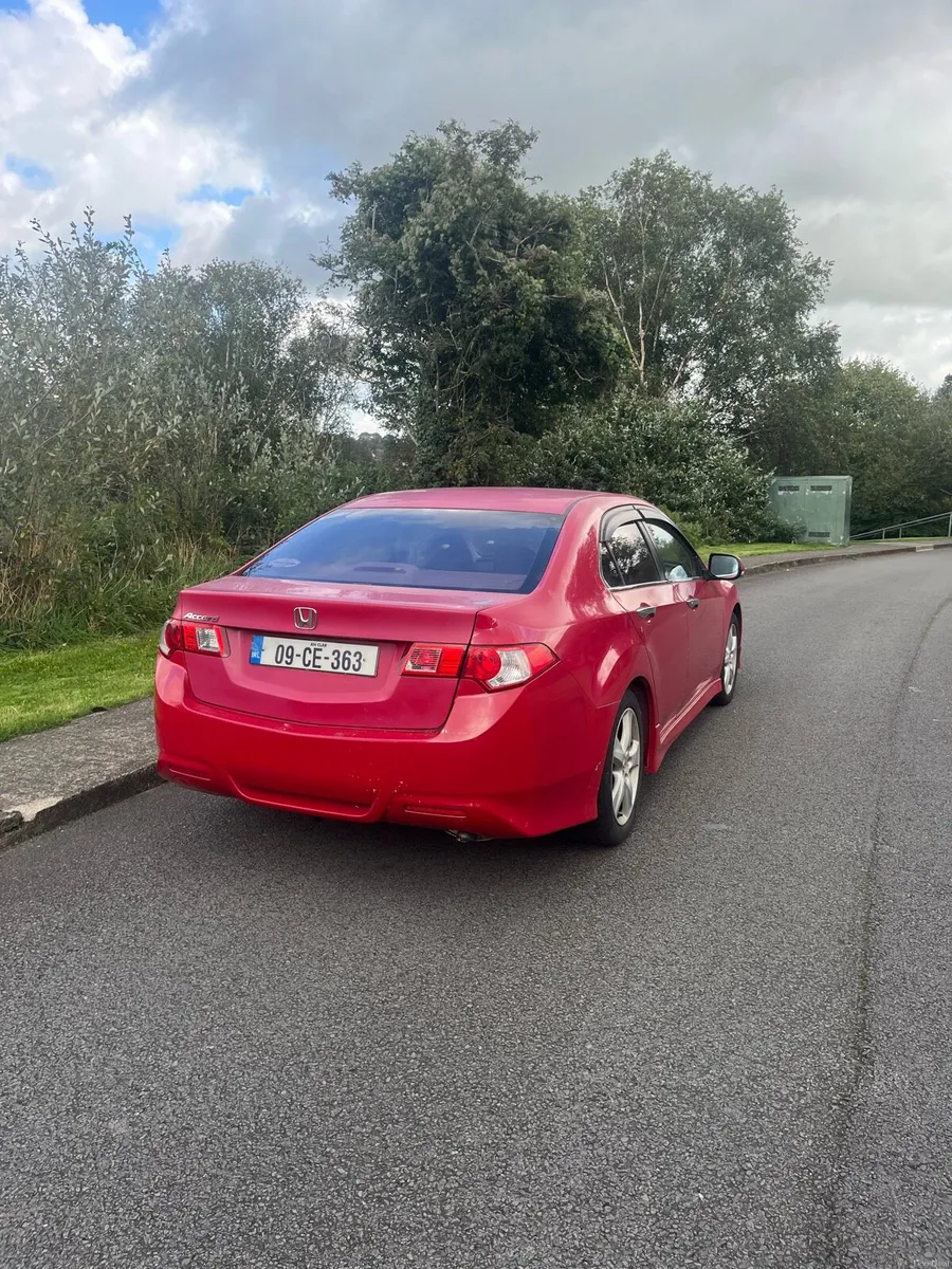 Honda accord 2009 - Image 4