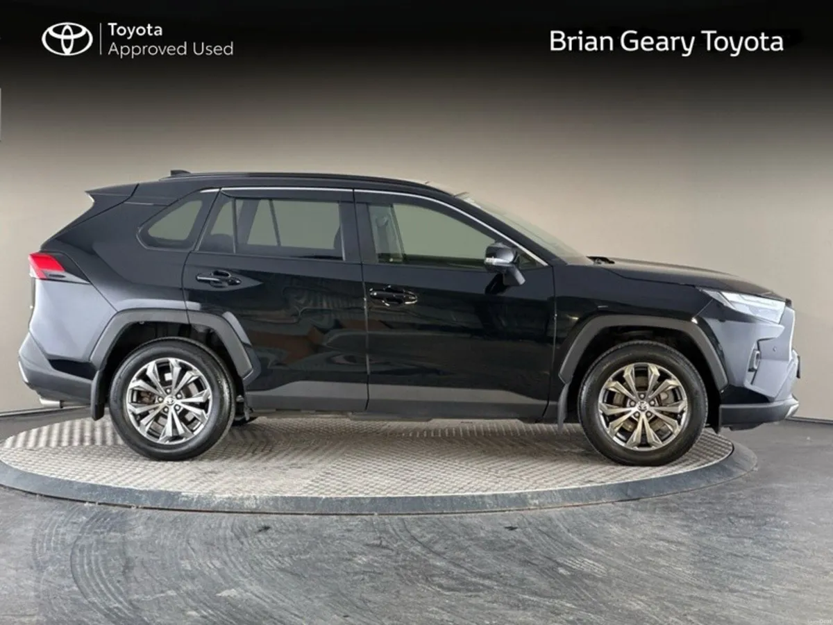 Toyota RAV4 HYBRID PLATINUM - Image 3