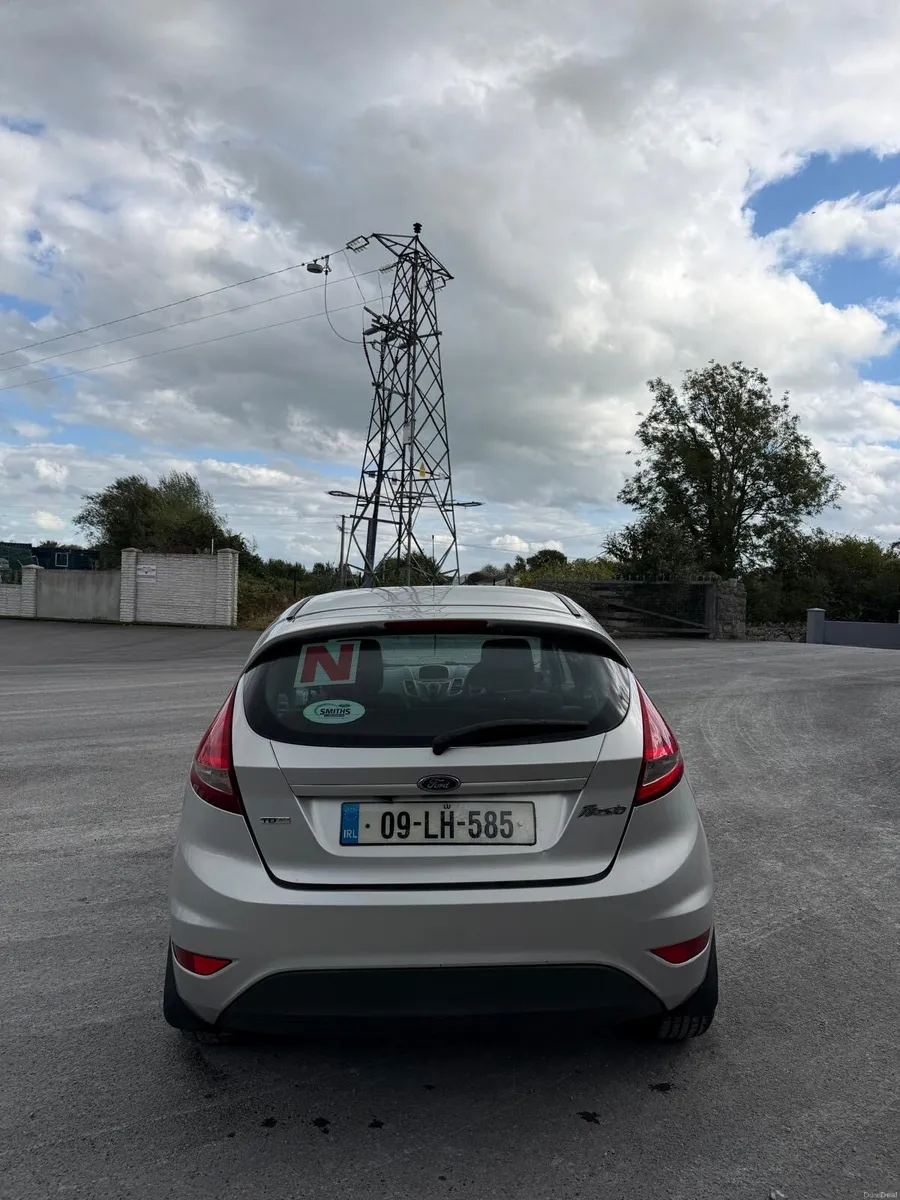 Ford fiesta 2009 - Image 4