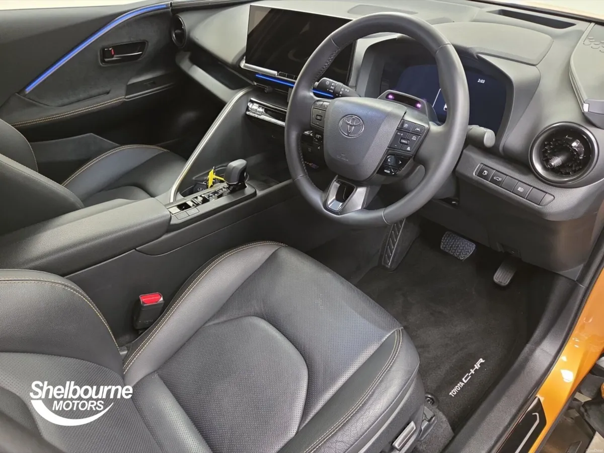 Toyota C-HR 2.0 Hybrid Premiere Edition 5dr CVT - Image 4